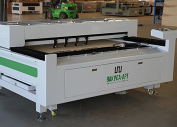 Верстат СО2 для лазерного різання: на що звертати увагу при виборі моделі